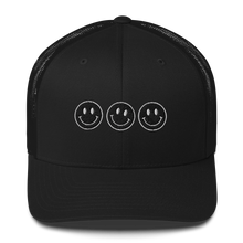 Load image into Gallery viewer, Smilezzz Trucker Hat